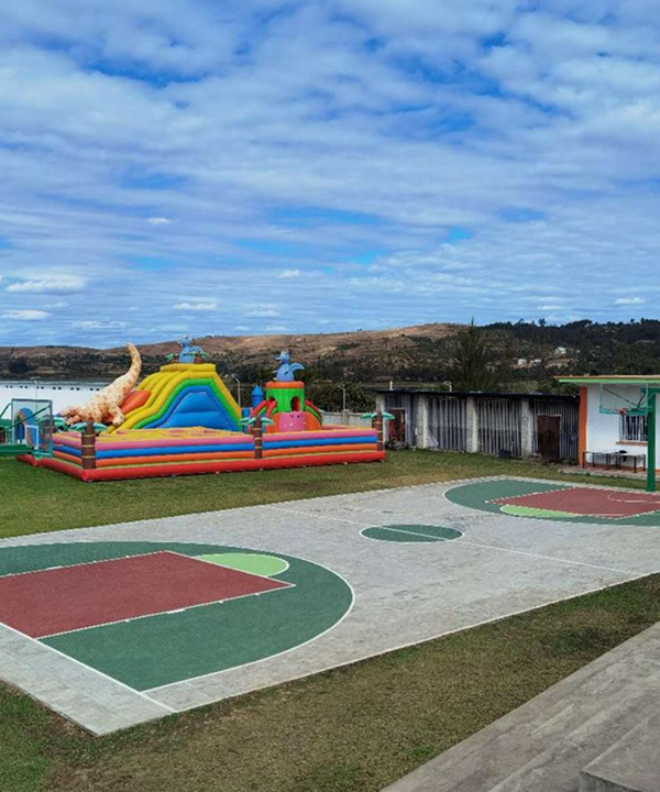 Terrain de Basketball